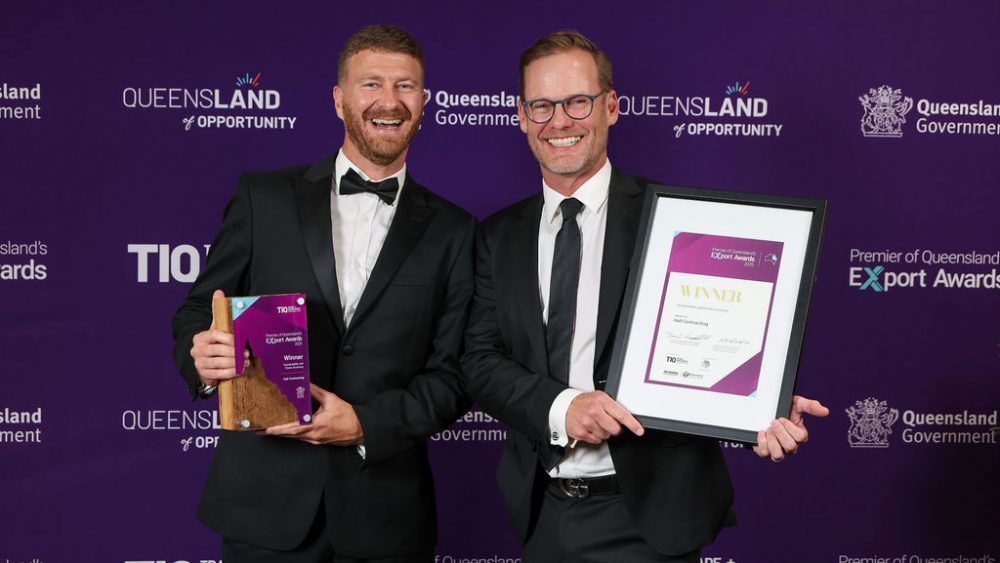 Dan Rowlingson and Cameron Hall accepting Export Awards